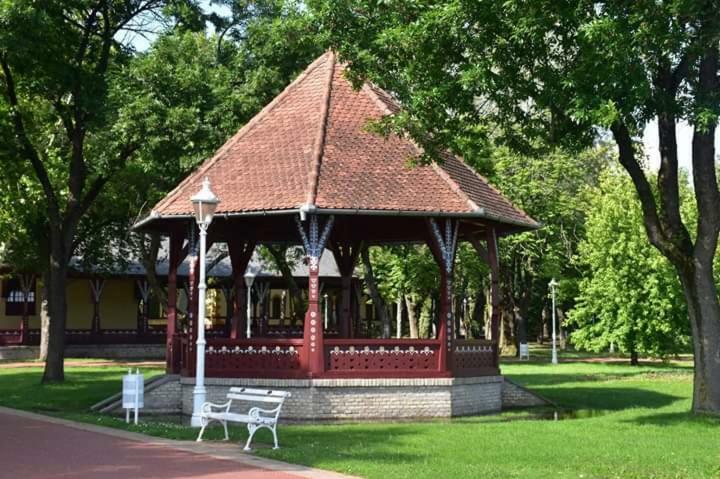 Vila Eden Palic Bagian luar foto